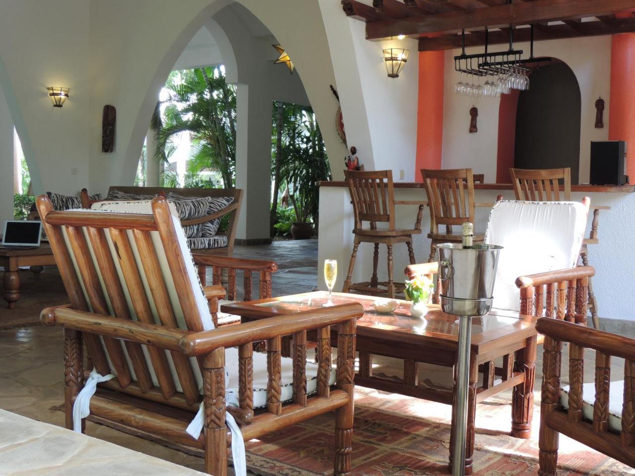 Hotel Villa Malindi Exterior photo